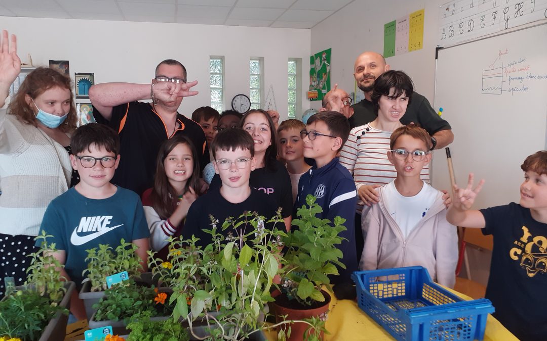 Ateliers de joie avec les résidents de la Charmelière